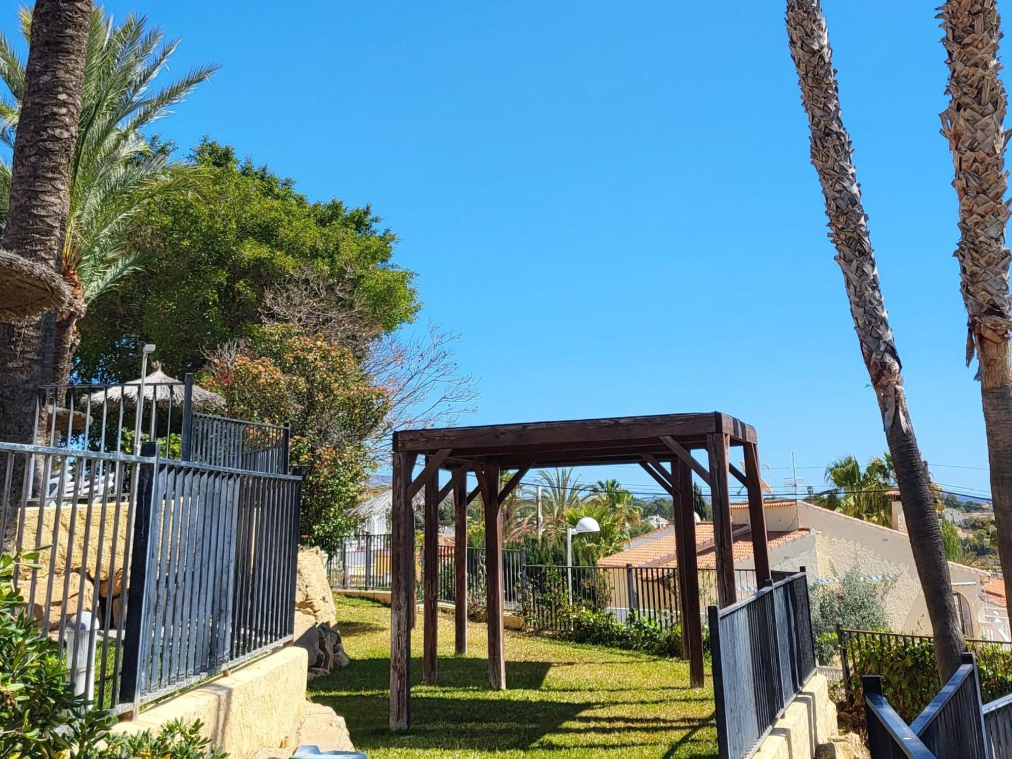 Casa Sunrise - Costa Blanca House With Rooftop, Swimming Pools And Panoramic Sea And Calpe Views 외부 사진