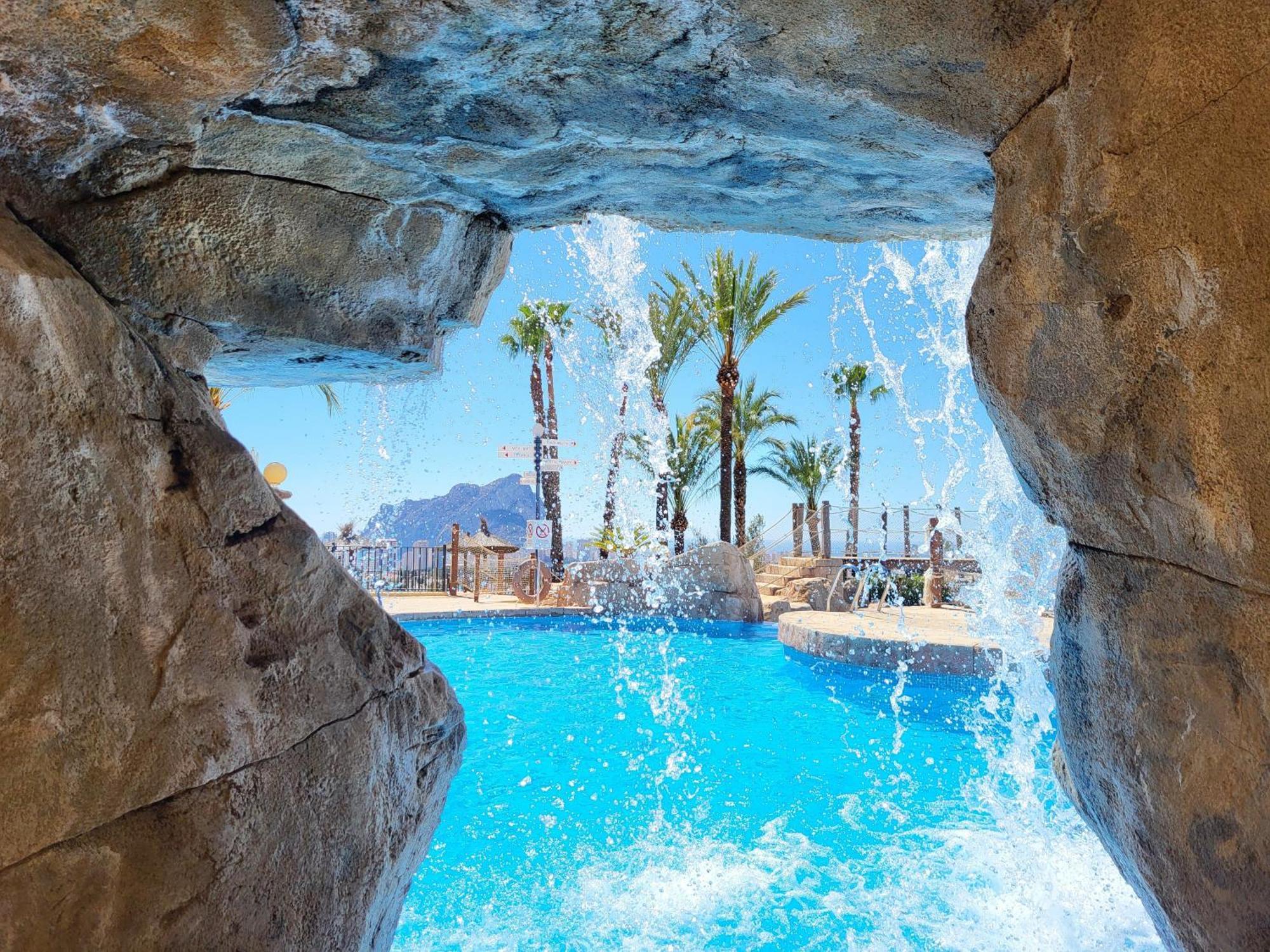 Casa Sunrise - Costa Blanca House With Rooftop, Swimming Pools And Panoramic Sea And Calpe Views 외부 사진