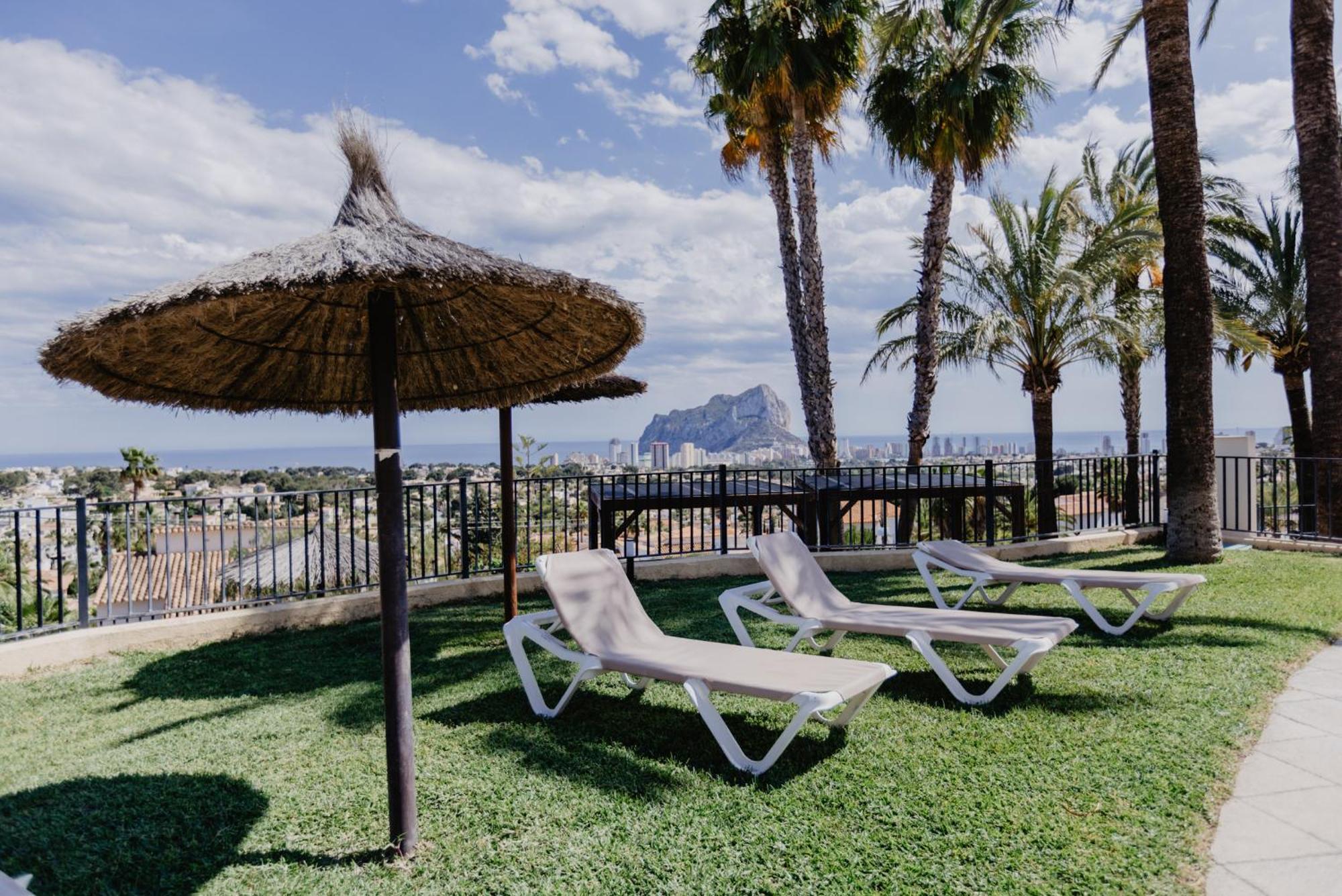 Casa Sunrise - Costa Blanca House With Rooftop, Swimming Pools And Panoramic Sea And Calpe Views 외부 사진