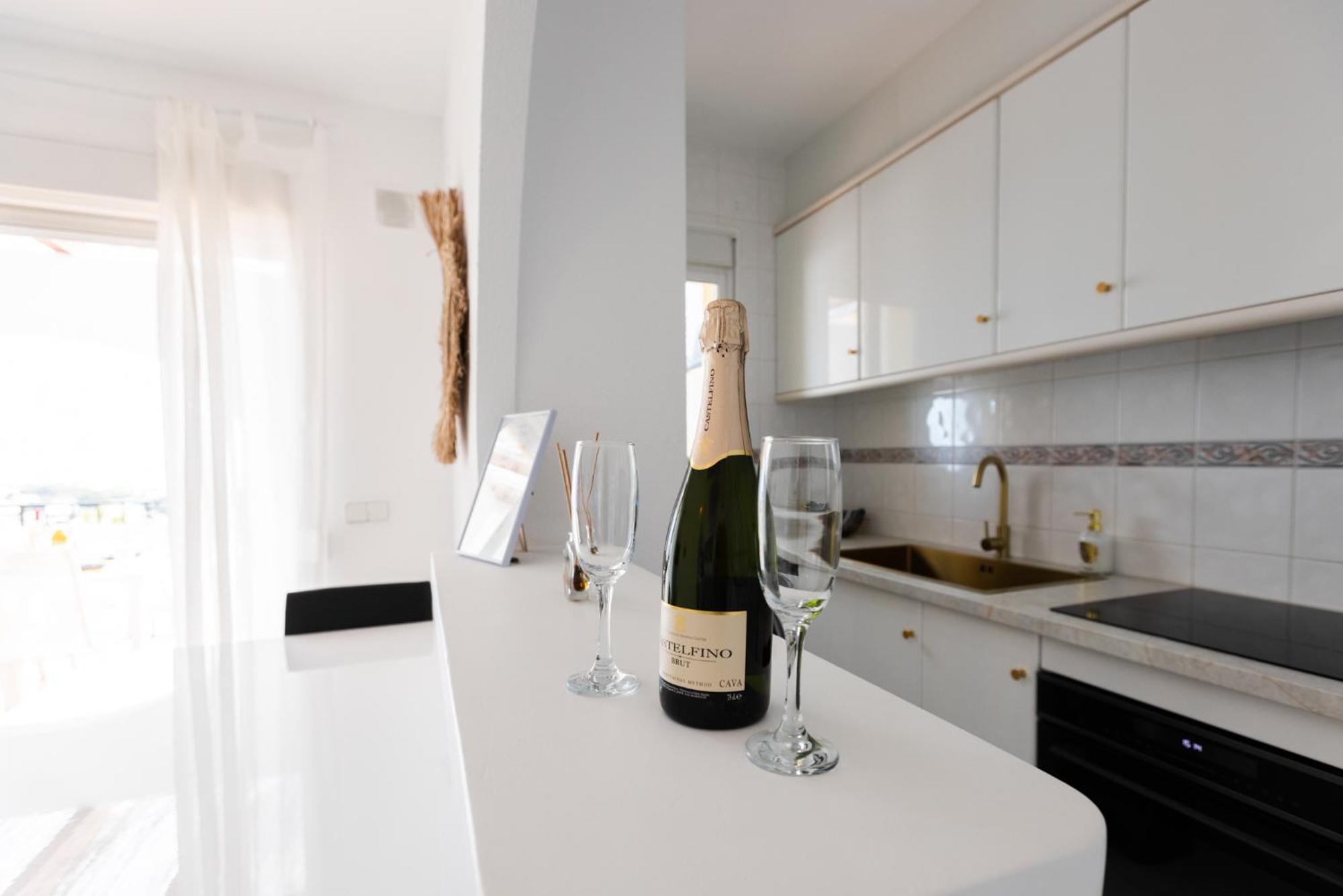 Casa Sunrise - Costa Blanca House With Rooftop, Swimming Pools And Panoramic Sea And Calpe Views 외부 사진