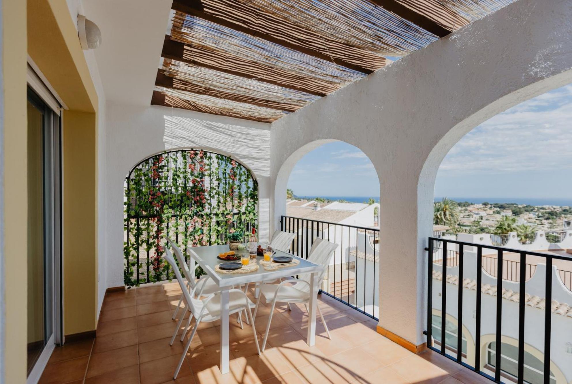 Casa Sunrise - Costa Blanca House With Rooftop, Swimming Pools And Panoramic Sea And Calpe Views 외부 사진